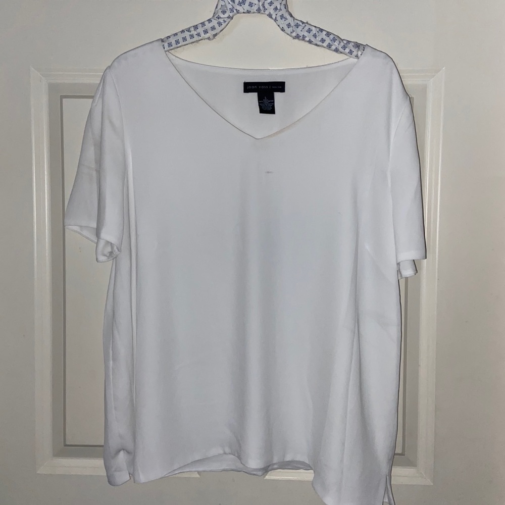 White top with a satin feel